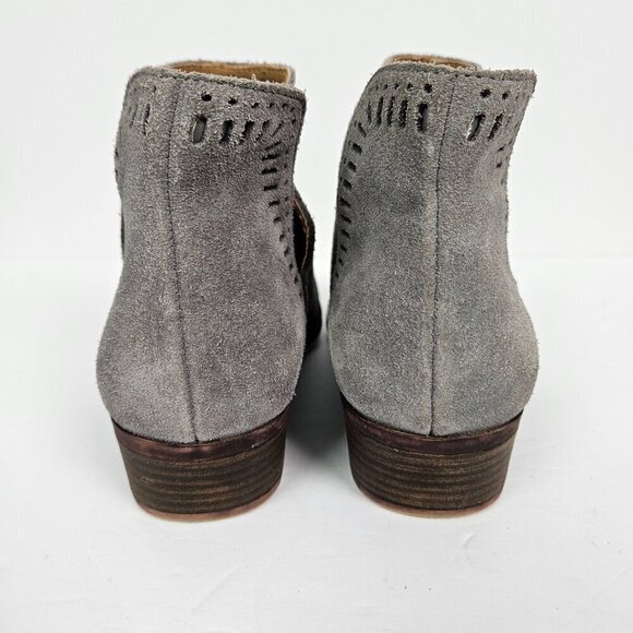 Lucky Brand Bustina Gray Perforated Suede Cutout Pull On Ankle Boot 6.5 - Picture 7 of 10